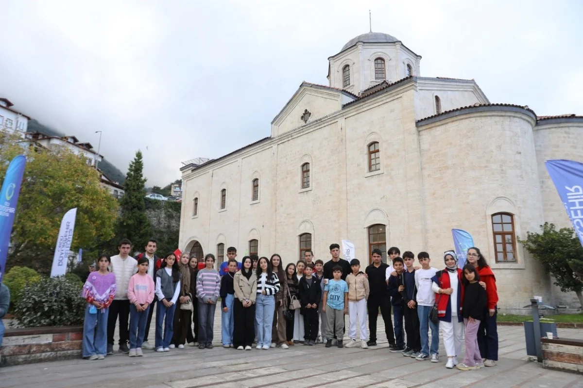 Nurhaklı depremzede çocuklar Ordu'nun tarihi ve doğal güzelliklerini gezdi 2