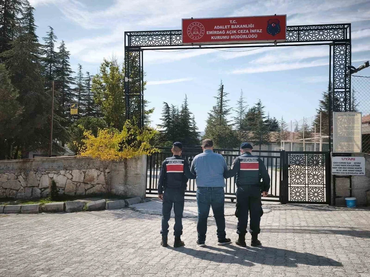 AFYONKARAHİSAR’DA JANDARMA EKİPLERİ TARAFINDAN SON BİR HAFTA İÇERİSİNDE GERÇEKLEŞTİRİLEN...