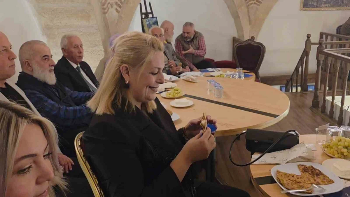Kütahya'daki 600 yıllık tarihi hamam sanatçıların buluşma noktası oldu 4