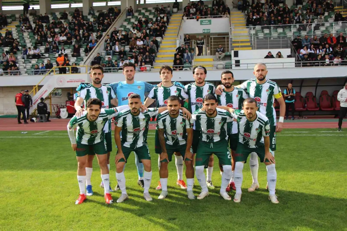 Amasyaspor FK kendi sahasında Orduspor 1967'ye 3-0 mağlup oldu 3