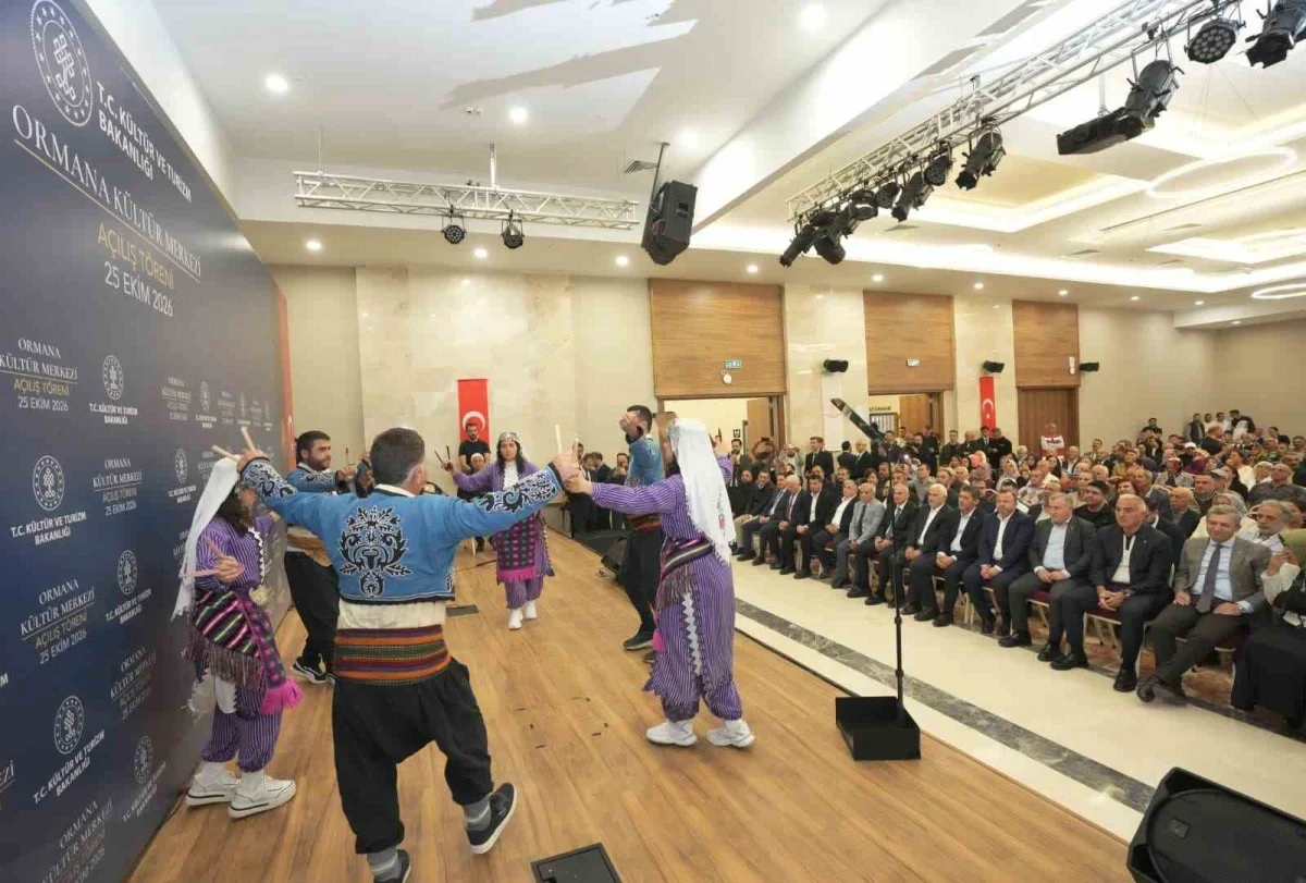 Bakan Ersoy memleketi İbradı'da iki yeni eserin açılışını yaptı 3