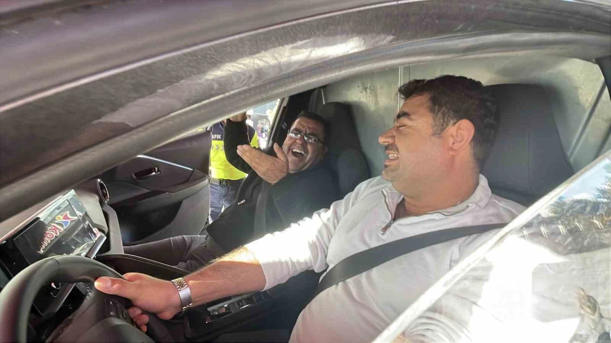 Karaman'da emniyet kemerinin önemi simülasyon aracıyla gösterildi 1