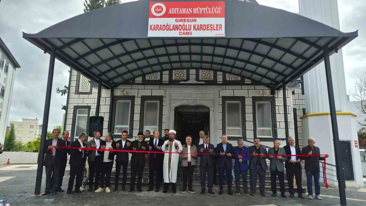 Adıyaman'da depremde yıkılan cami Giresunlu ailenin desteğiyle yeniden açıldı 1