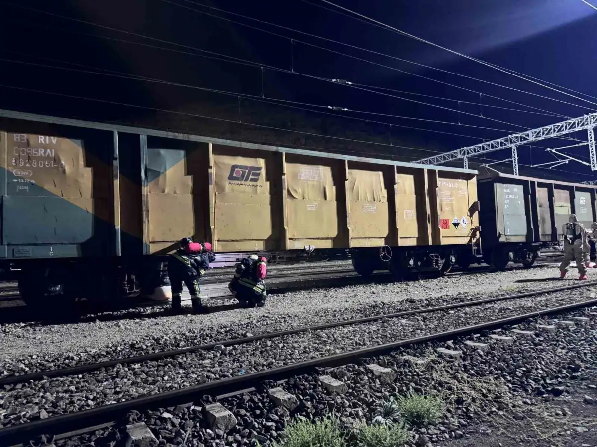 Kayseri'de yük treninde kimyasal sızıntı alarmı 5