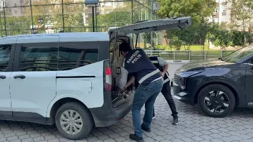 Boşanma aşamasındaki eşini balta tehdidiyle zorla alıkoyduğu iddia edilen koca tutuklandı