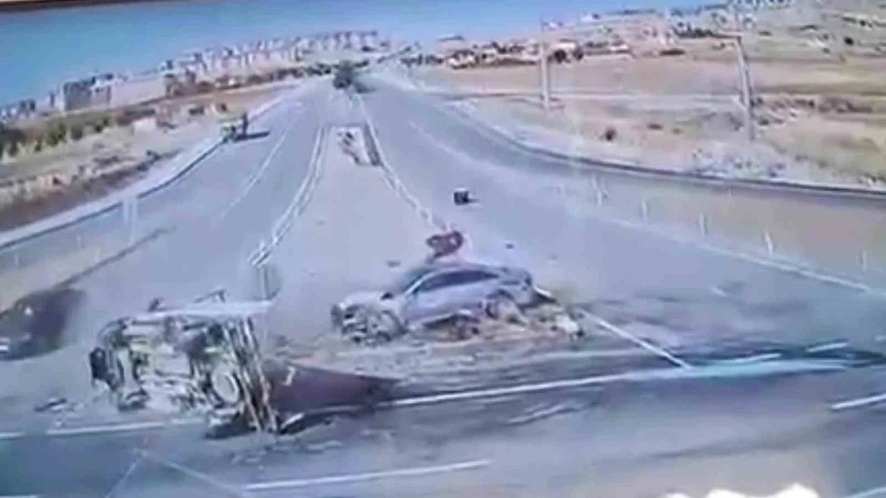 KAHRAMANMARAŞ’IN AFŞİN İLÇESİNDE MHP KAHRAMANMARAŞ MİLLETVEKİLİ ZUHAL KARAKOÇ’UN DA YARALANDIĞI, 1...
