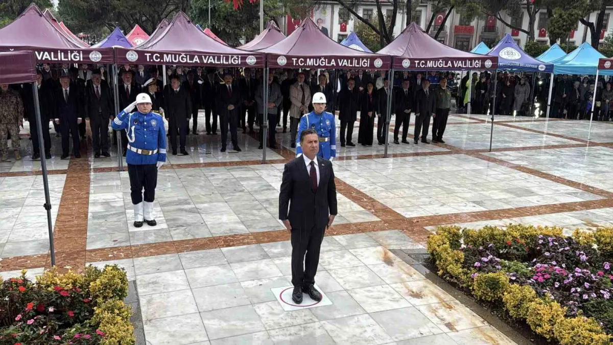 Muğla'da sağanak yağışa rağmen Cumhuriyet Bayramı töreni yapıldı 4