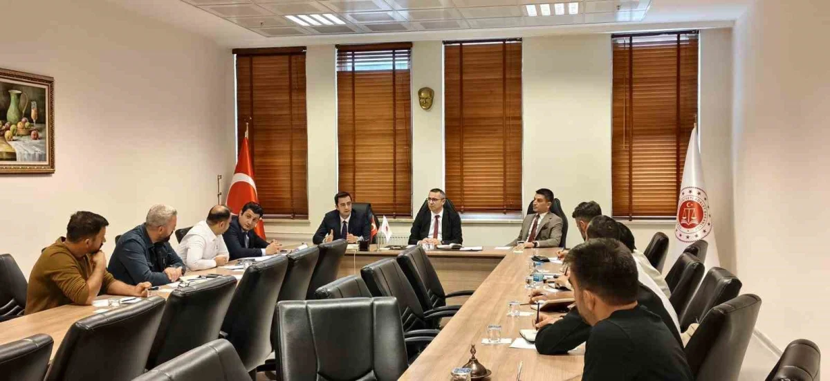 Elazığ'da uyuşturucuyla mücadele için koordinasyon toplantısı yapıldı 2