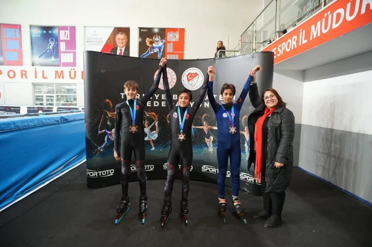 Erzurum'da Short Track Federasyon Kupası heyecanı sürüyor 4