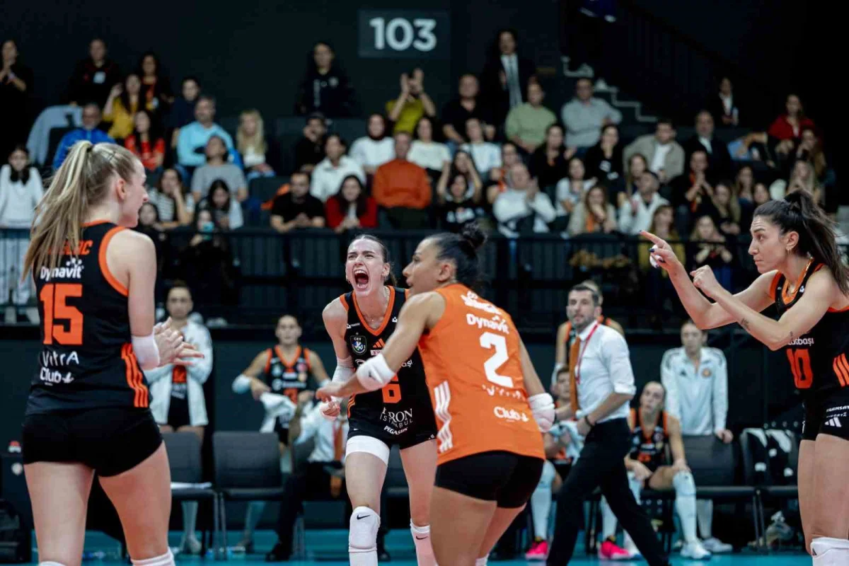 Eczacıbaşı Peron İstanbul, Manisa Büyükşehir Belediyespor'u ağırlıyor 4