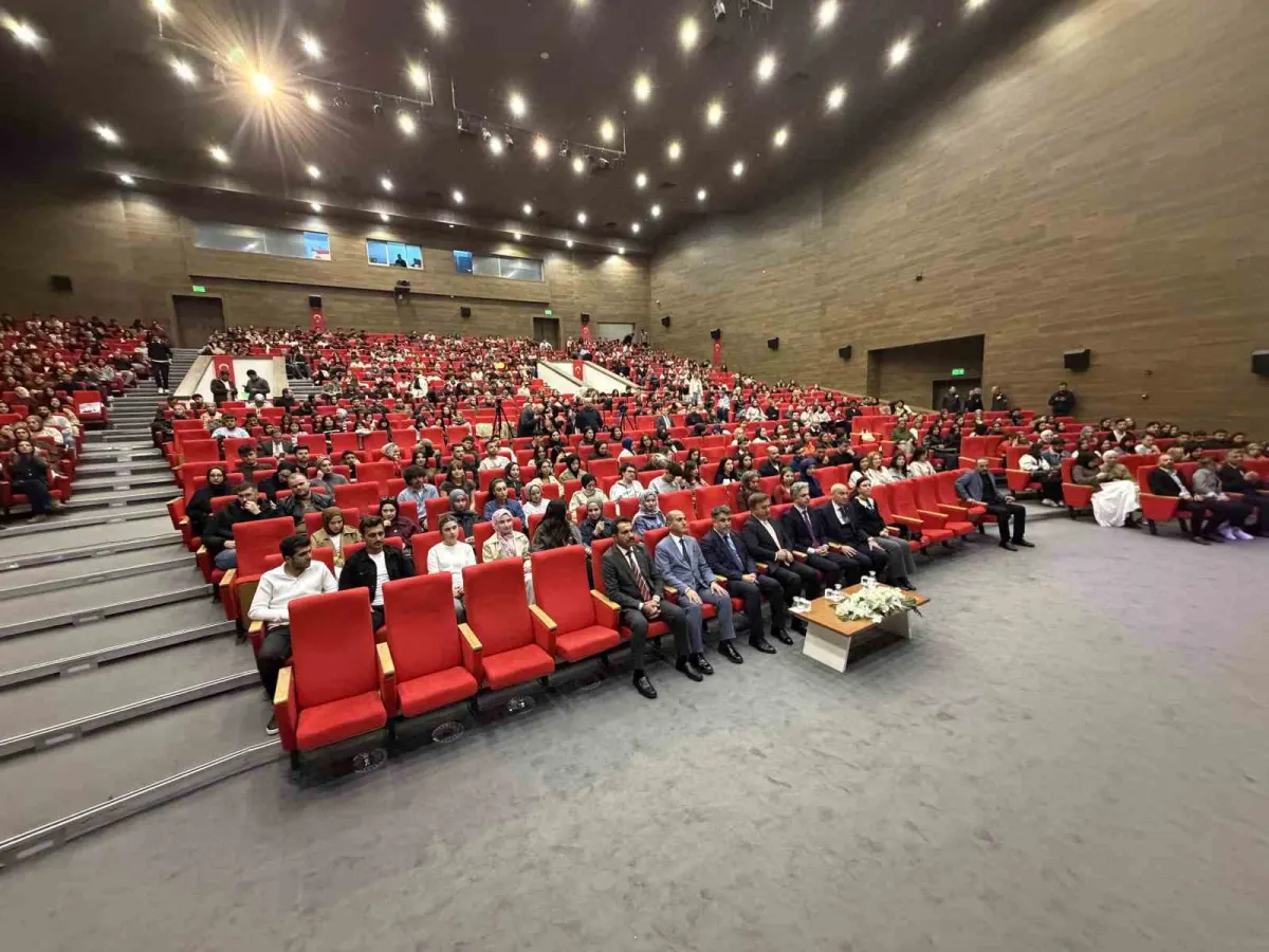 Erzincan'da üniversite öğrencilerine iş fırsatı: 869 asil aday kura ile belirlendi 2