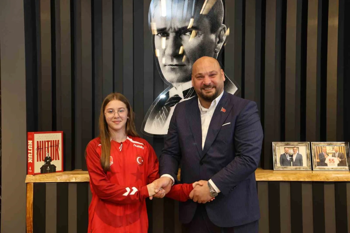 Atakum Belediyesporlu Karin Asra Gürel Estonya'da şampiyon oldu 3