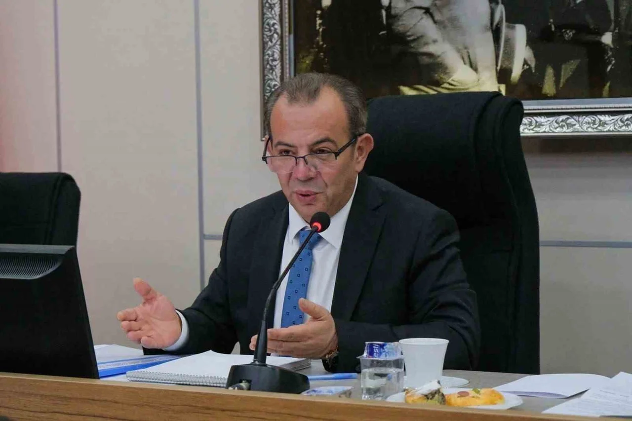 TANJU ÖZCAN