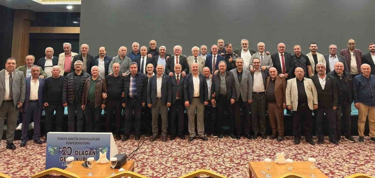 DENİZLİ AMATÖR SPOR KULÜPLERİ FEDERASYONU BAŞKANI FEYYAZ CEŞEN, SON YAPILAN TASKK GENEL KURULU’NDA...