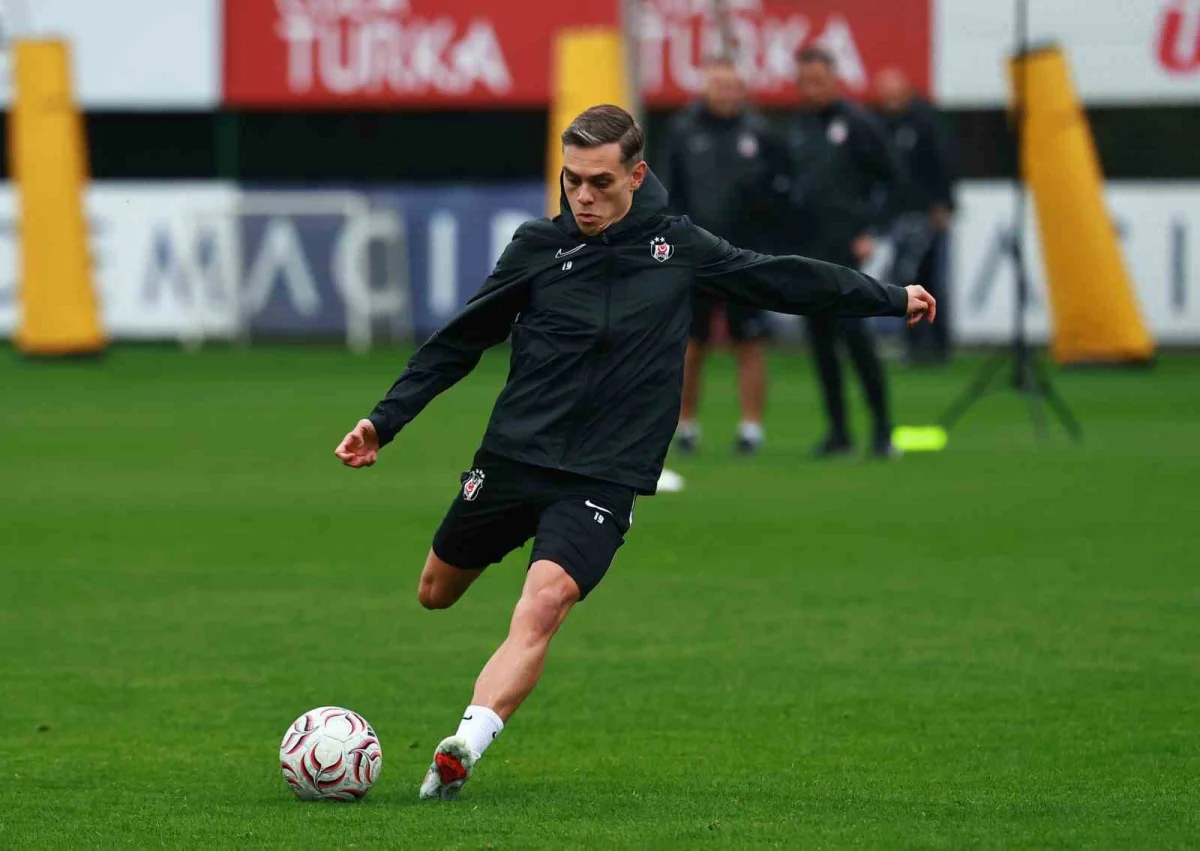 Beşiktaş'ta Kasımpaşa mesaisi sürüyor 4