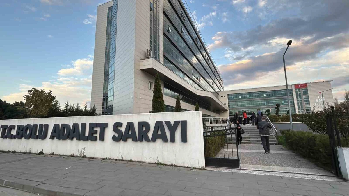 Bolu Belediyesi'ne yönelik operasyonda 3 kişi tutuklandı 3