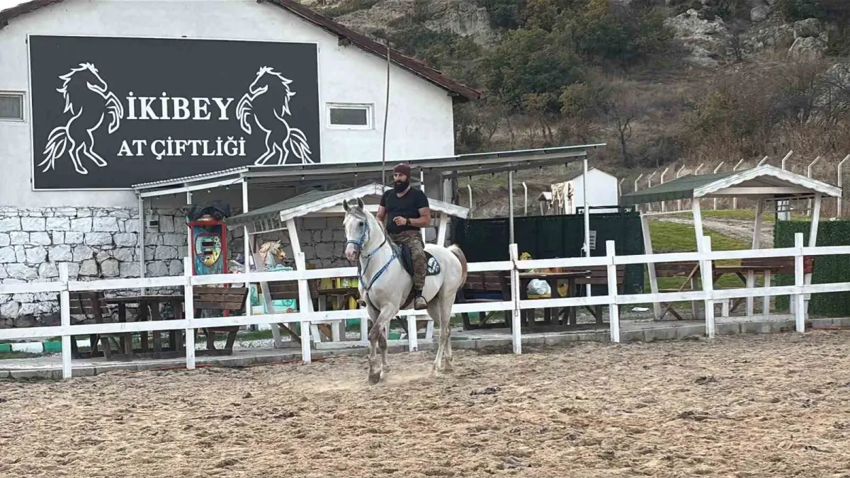 Geleneksel Türk savaş sanatları ve atlı okçuluk Kütahya'da gençlerle buluştu 2