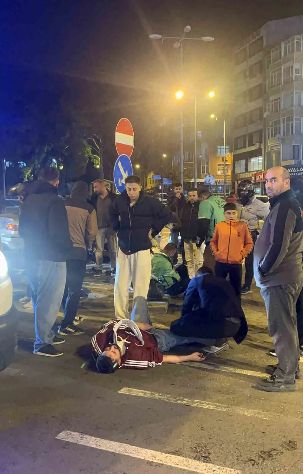 Çorlu'da iki motosikletin çarpıştığı kaza kameraya yansıdı 2