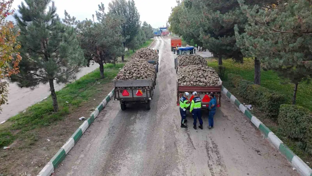 Muş'ta jandarmadan tarım araçlarına kapsamlı denetim 4