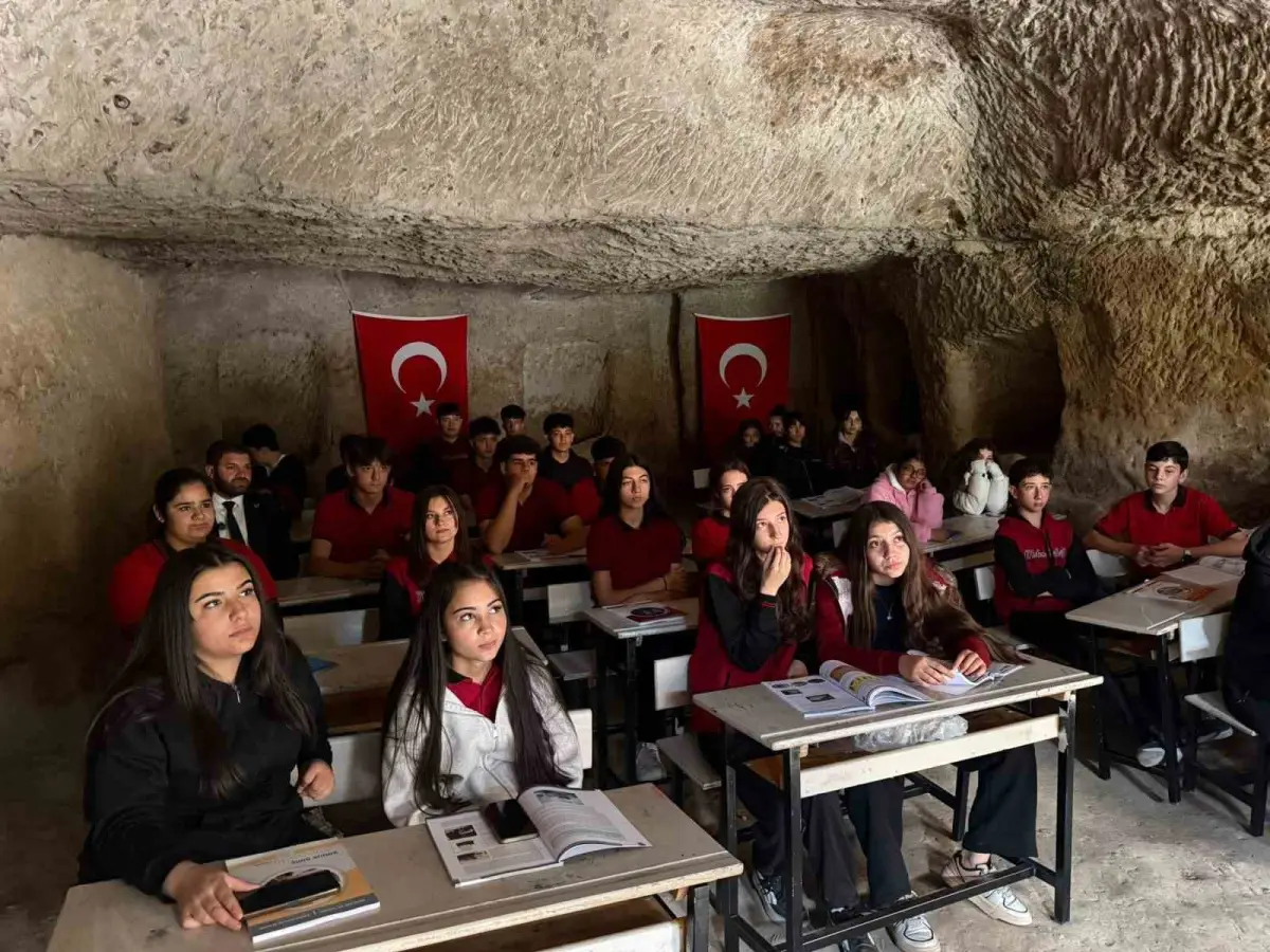 Niğde'de tarihi manastır sınıfa dönüştü 5