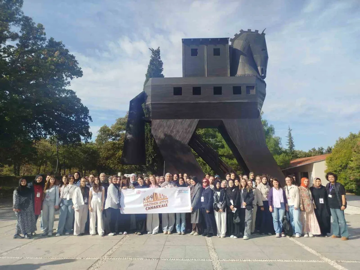 Eskişehirli öğrencilerin katıldığı "Maziden Âtiye Çanakkale" programı tamamlandı 2
