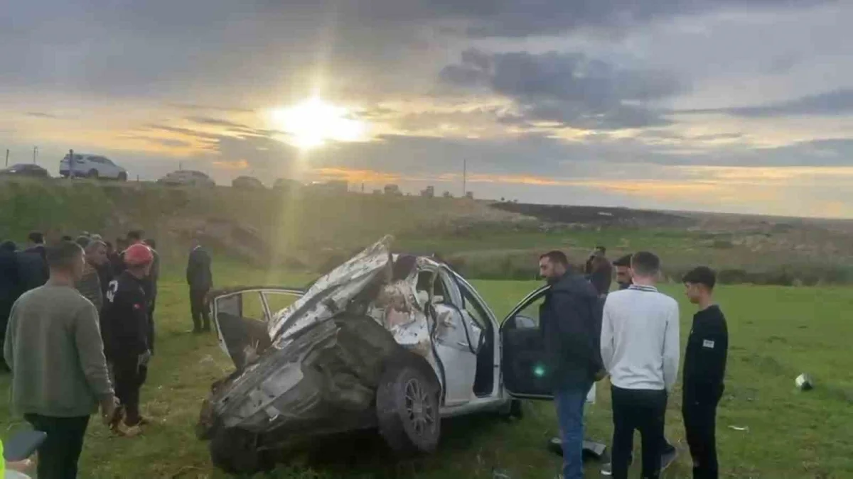 Şanlıurfa'da kontrolden çıkan otomobil şarampole devrildi: 1 ölü, 2 yaralı 3