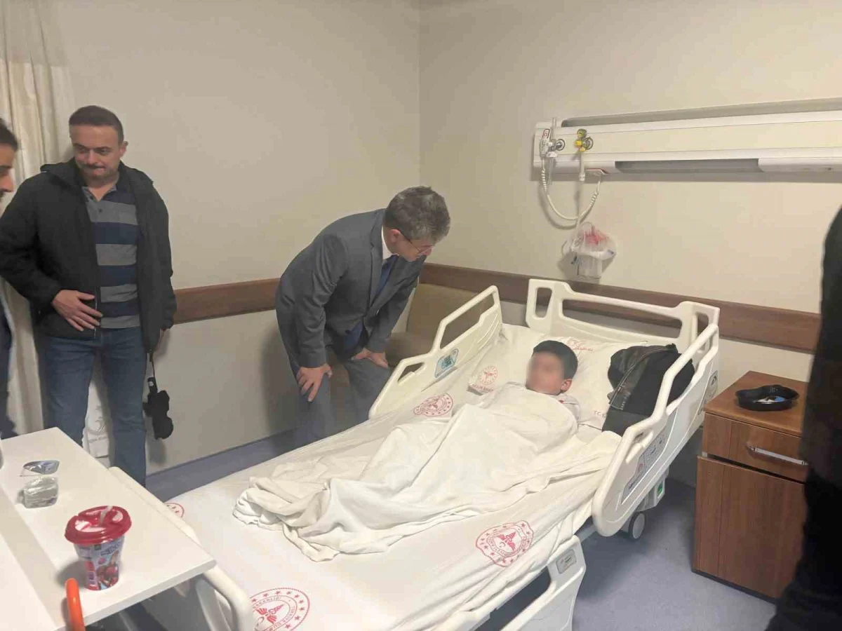 Giresun'un Görele ilçesinde öğrenci servisi devrildi: 5 yaralı 2