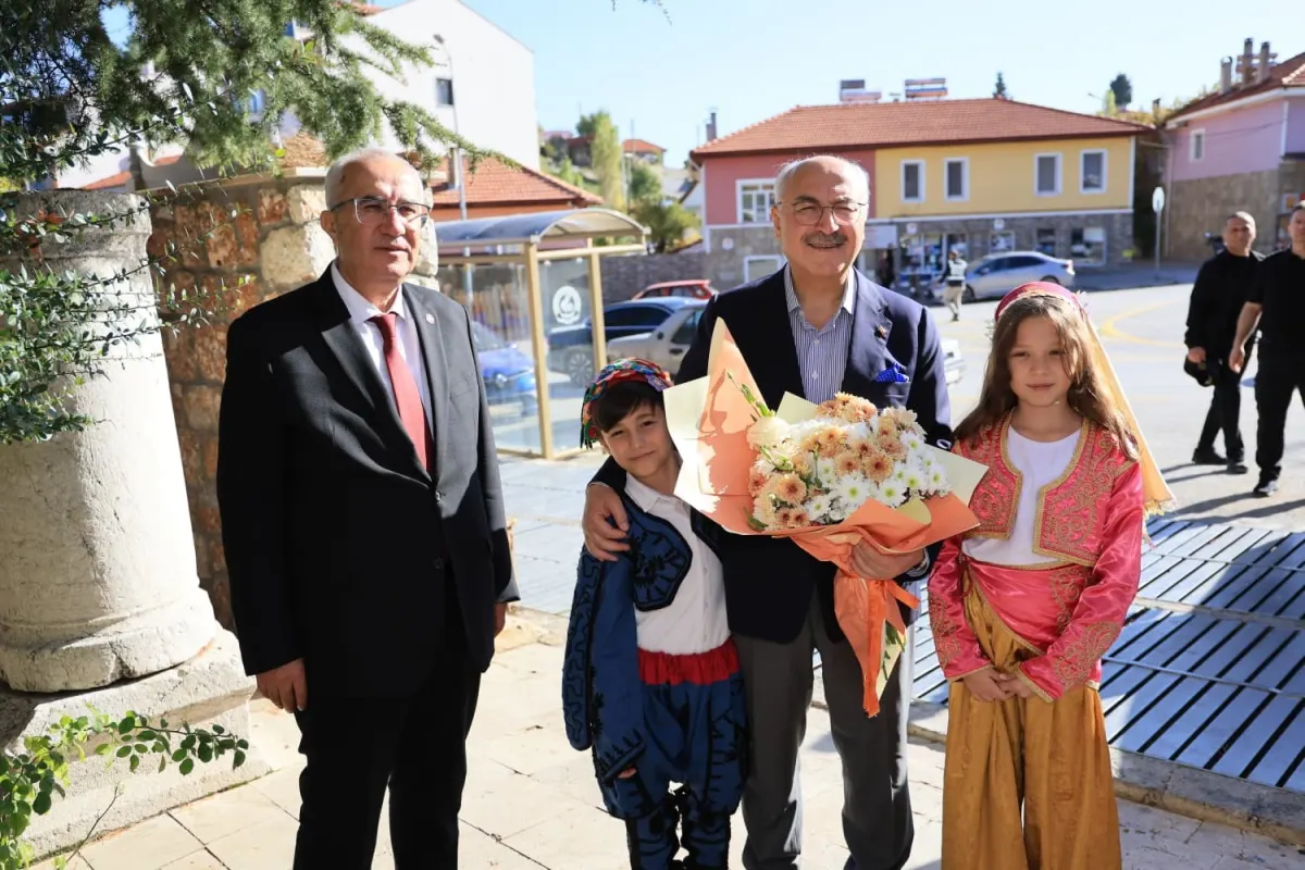 Vali Köşger Çameli'de yürütülen projeleri ve turizm yatırımlarını inceledi 2