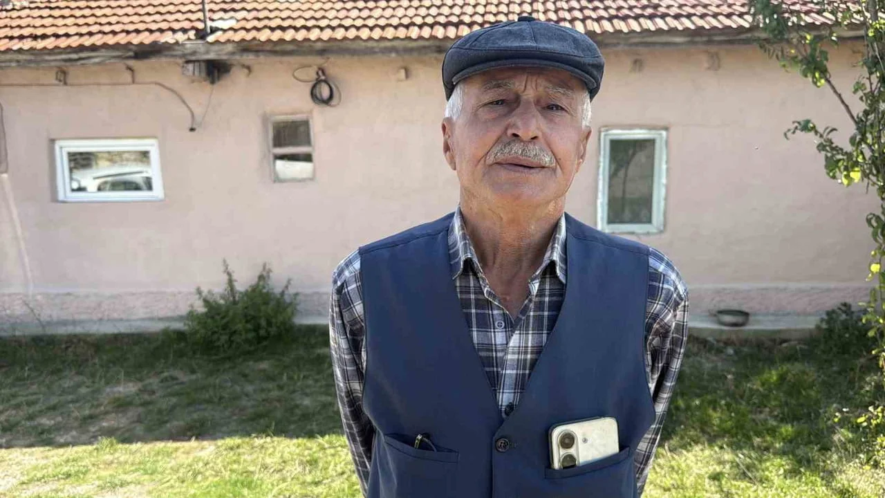 KARADERE MAHALLE MUHTARI MUZAFFER ÖZTUNA