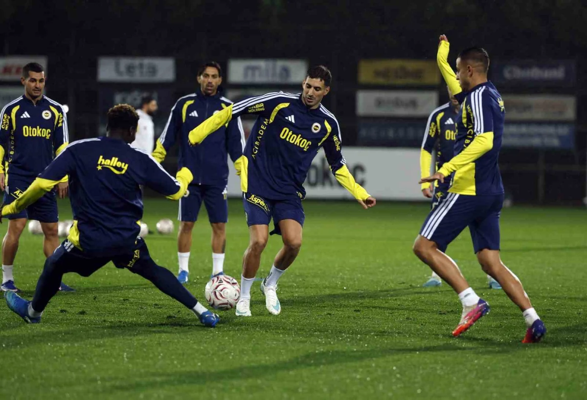 Fenerbahçe, Göztepe maçı hazırlıklarını tamamladı 3