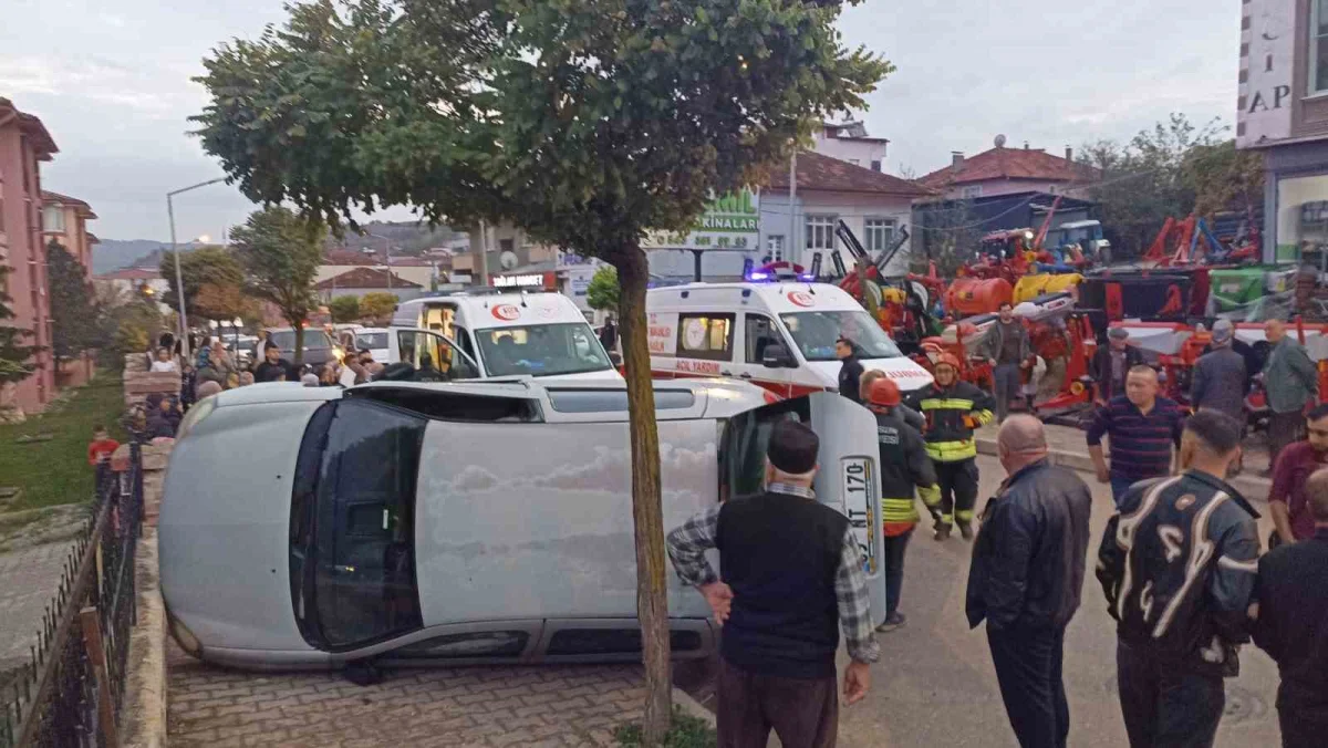 Samsun Havza'da iki otomobil çarpıştı: 4 yaralı 1