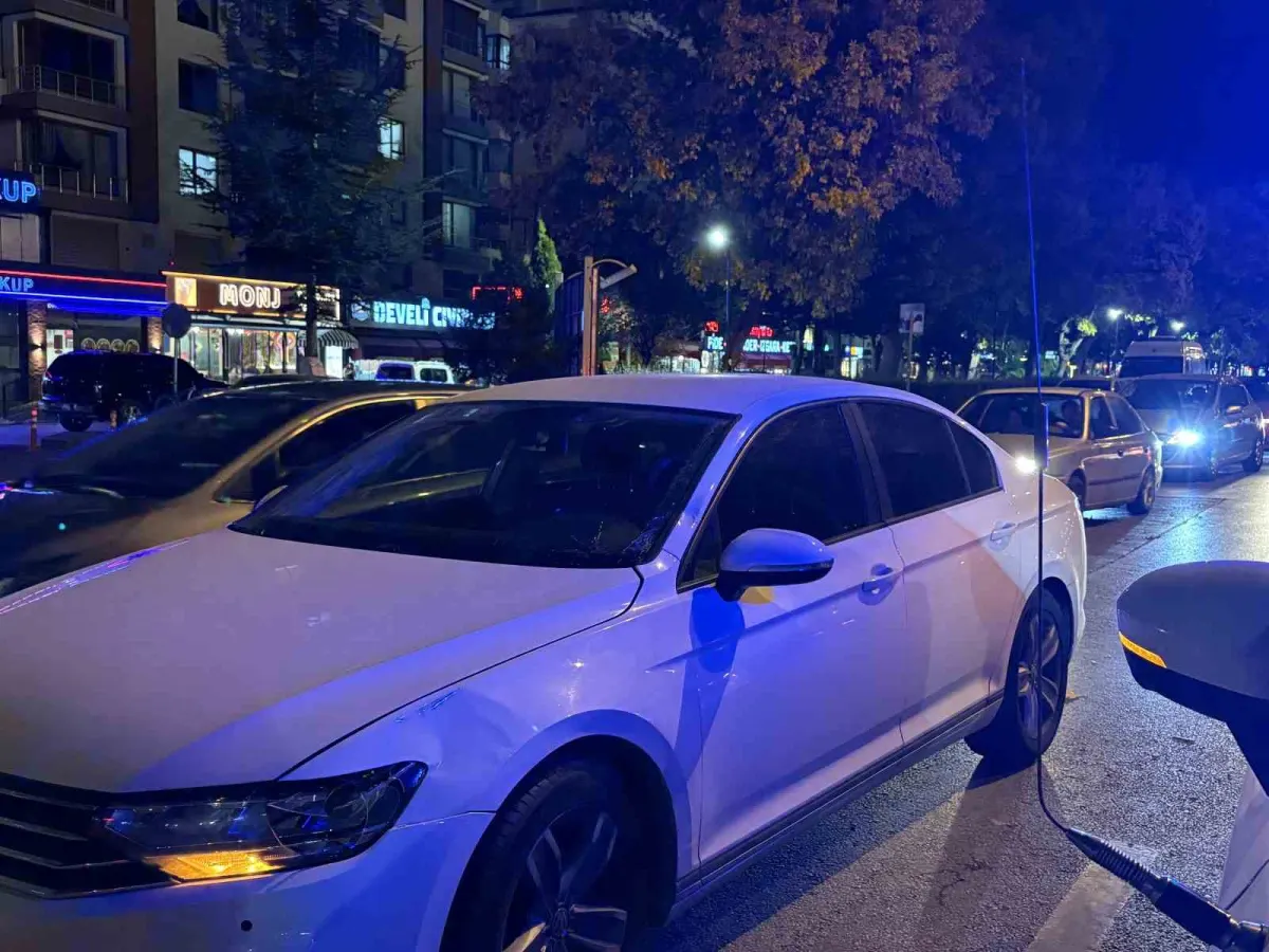 Kayseri'de otomobilin çarptığı üniversite öğrencisi ağır yaralandı 5