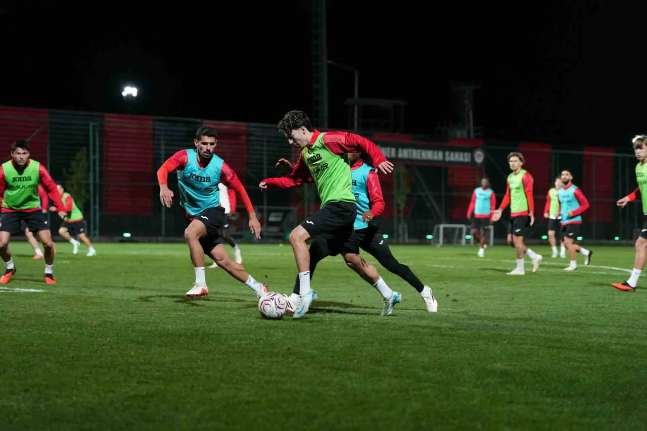 TRENDYOL SÜPER LİG EKİPLERİNDEN ÇORUM FK, 11 EKİM'DE DEPLASMANDA OYNAYACAĞI GAZİANTEP...