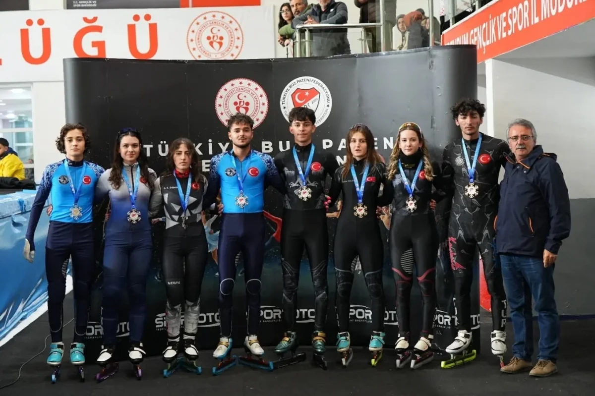 Erzurum'da Short Track Federasyon Kupası heyecanı sürüyor 5