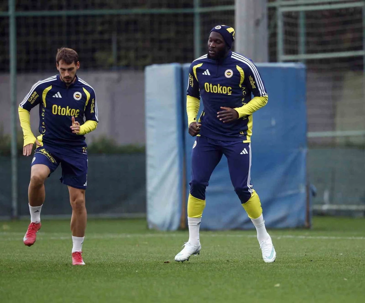 FENERBAHÇE, TRENDYOL SÜPER LİG’İN 8. HAFTASINDA SAHASINDA OYNAYACAĞI CORENDON ALANYASPOR MAÇININ...