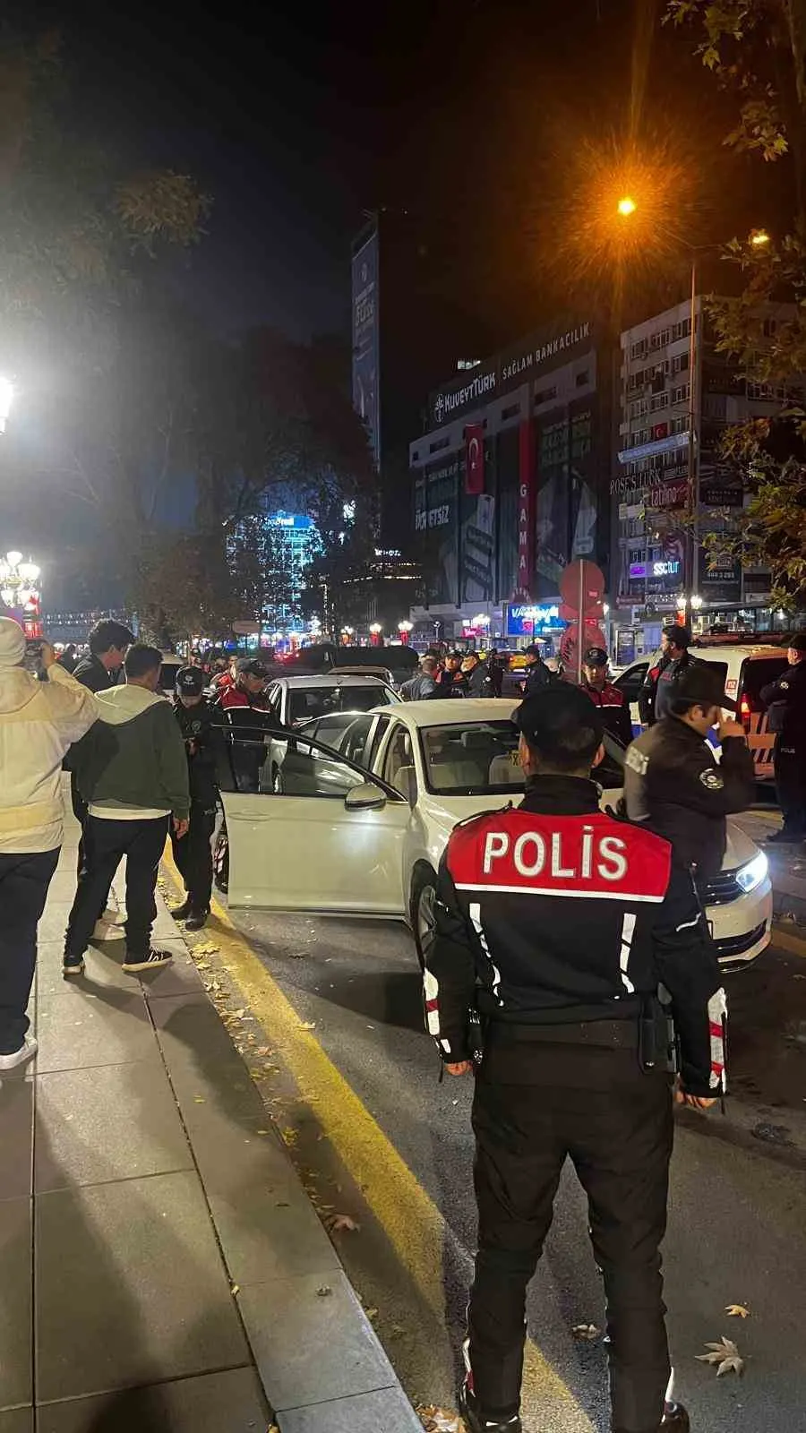 Ankara'da TDT Zirvesi öncesi geniş çaplı asayiş ve trafik denetimi 3