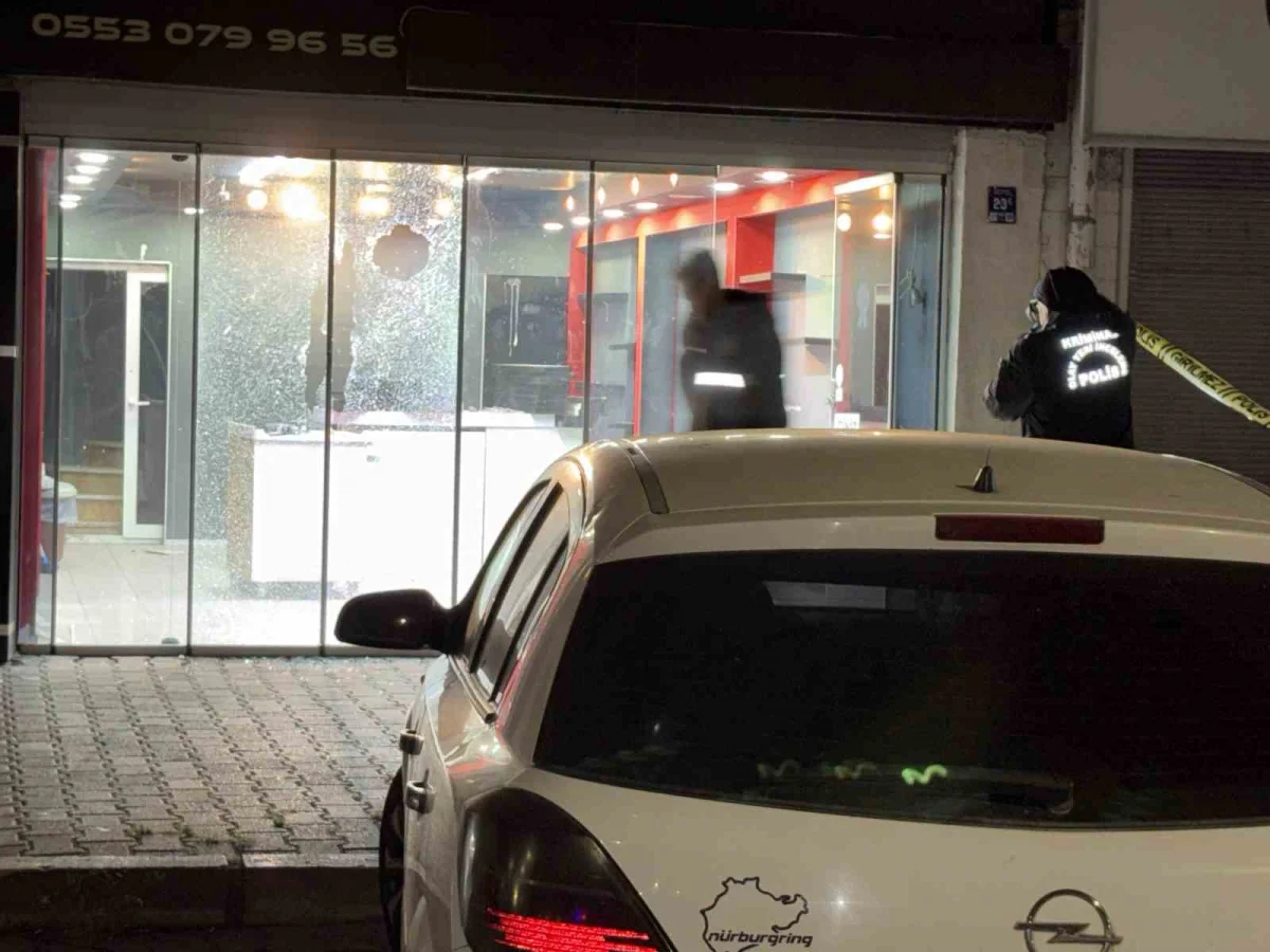 Kayseri'de yeni kiralanan çiçekçiye silahlı saldırı: Önce haber verdiler sonra kurşunladılar 1