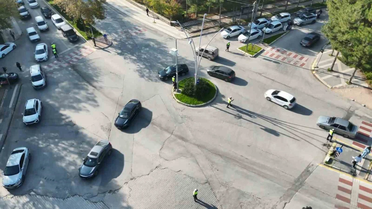 Elazığ'da KPSS adaylarının güzergahları dronla denetlendi 4