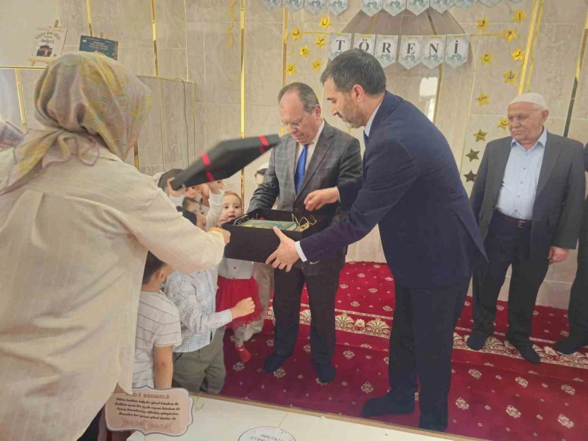 Silopi'de minikler "bedi besmele" merasimiyle eğitime adım attı 1