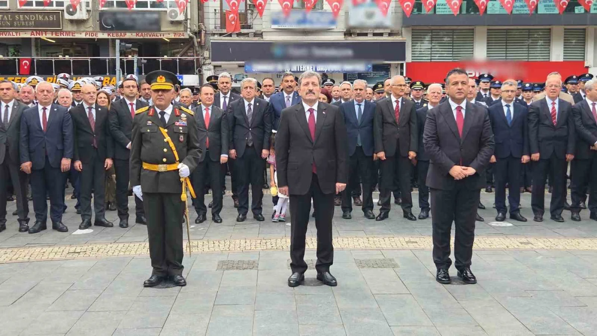 Samsun'da 1919 metrelik dev Türk bayrağıyla Cumhuriyet Yürüyüşü 5