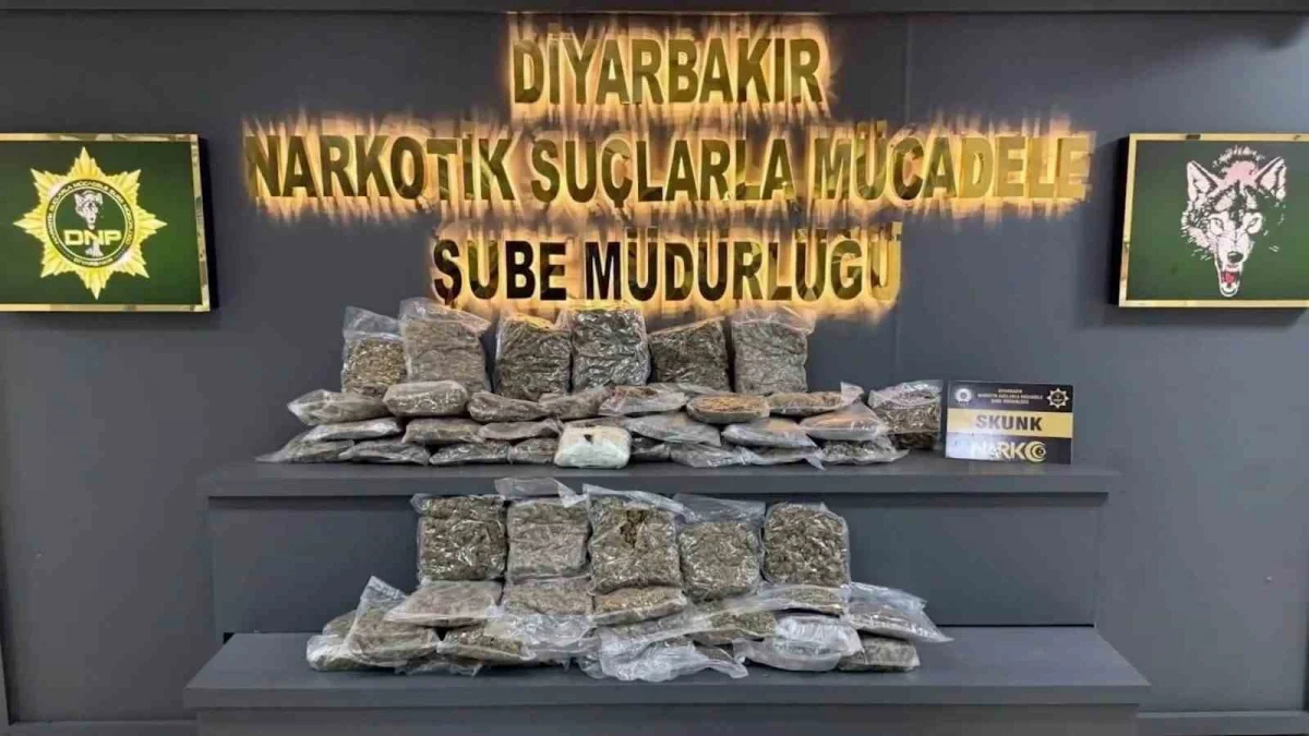 Diyarbakır'da uyuşturucu operasyonu: Buğday torbalarından onlarca kilo zehir çıktı 3