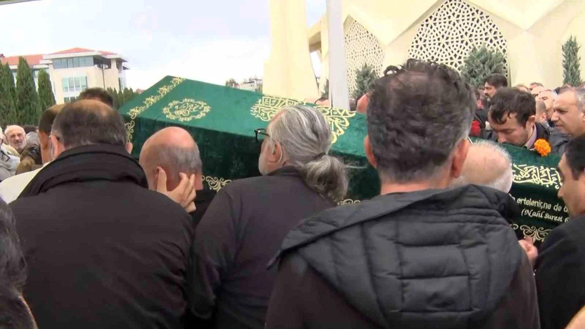 Müzisyen Nev son yolculuğuna uğurlandı 4
