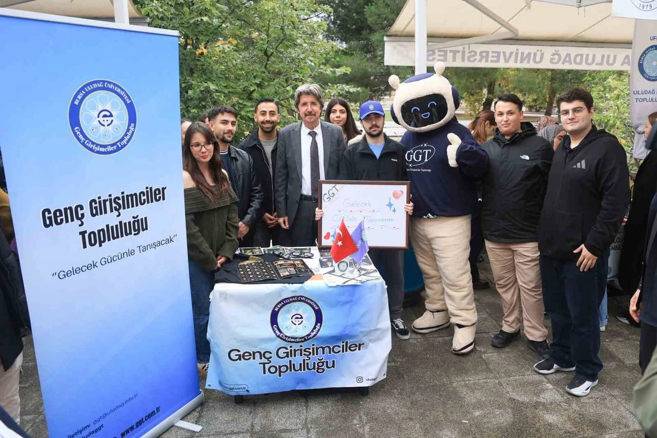 BURSA ULUDAĞ ÜNİVERSİTESİNDE (BUÜ) 2026-2027 AKADEMİK YILI 28 EYLÜL İTİBARİYLE RESMEN BAŞLADI....