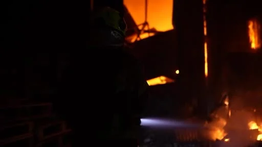 Rus güçlerinin Ukrayna’nın başkenti Kiev ve çevresine düzenlediği saldırıda 3 kişi hayatını...