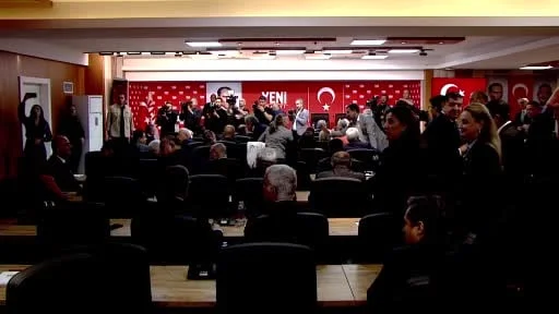 YENİ Parti Genel Başkanı Özel: "Türkiye'nin yeni ve temiz bir sayfaya ve başlangıca ihtiyacı...