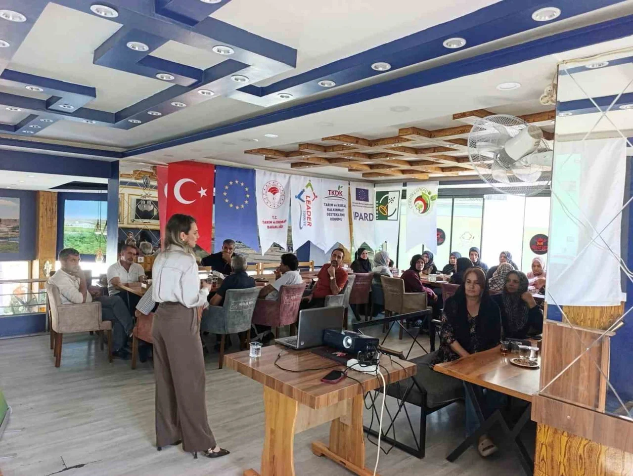 DİYARBAKIR’IN ÇERMİK İLÇESİNDE ÇERMİK-ÇÜNGÜŞ YEREL EYLEM GRUBU DERNEĞİ EĞİTİM PROGRAMI...