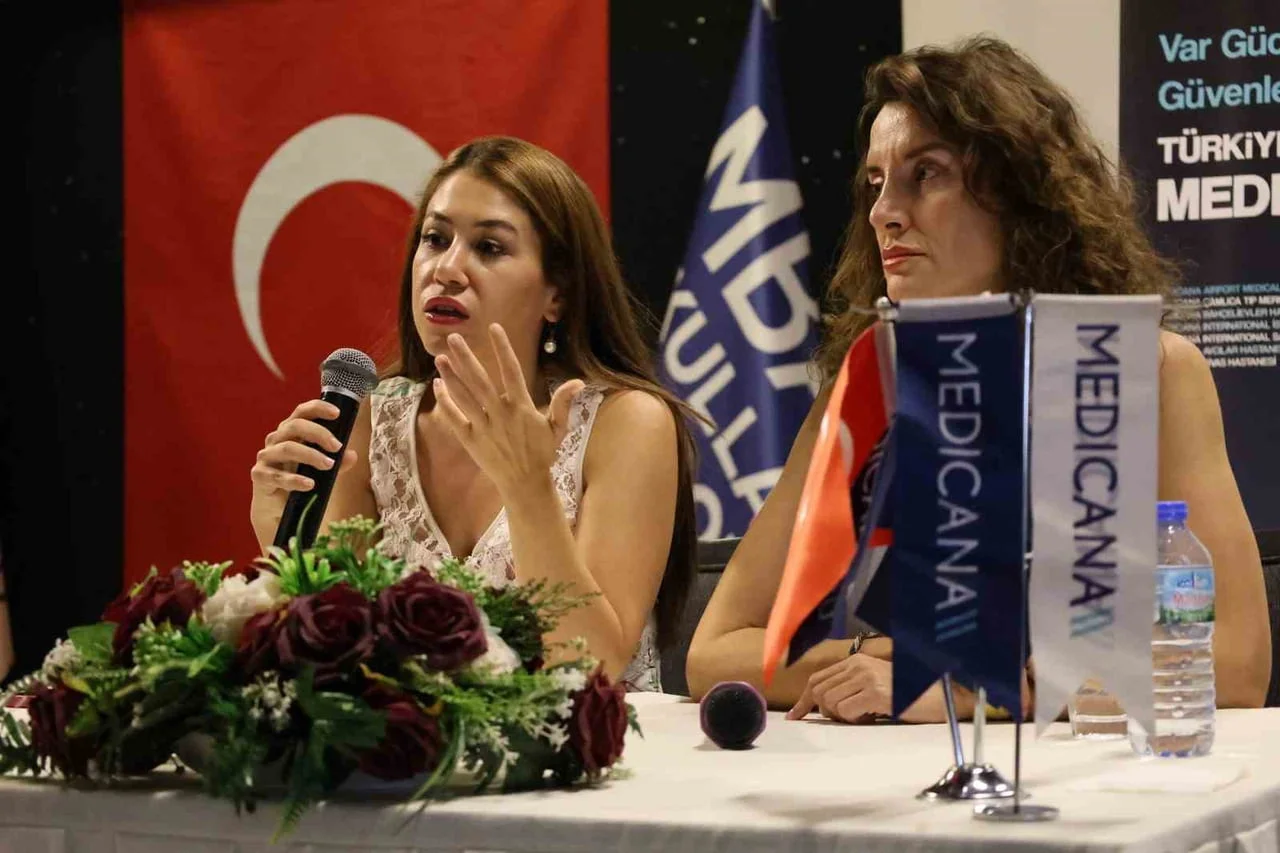 PSİKOLOJİ BÖLÜMÜ'NDEN KLİNİK PSİKOLOG BURÇİN DENİZ (SOLDA), MEDİCANA SAĞLIK GRUBU PSİKİYATRİ...