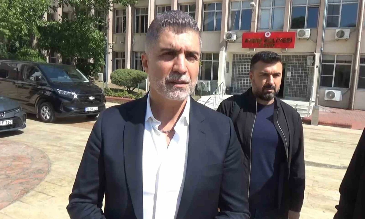 AYDIN’DA KARDEŞİ SİBEL DENİZ SEMERCİ HAKKINDA AÇILAN HAKARET DAVASINDA TANIK OLARAK DİNLENEN ÖZCAN...