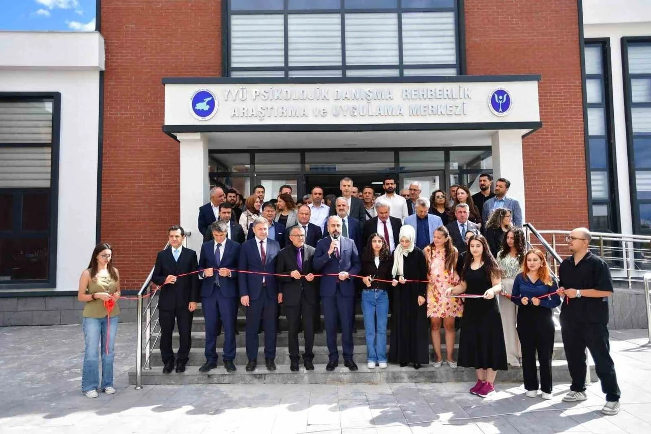VAN YÜZÜNCÜ YIL ÜNİVERSİTESİ PSİKOLOJİK DANIŞMANLIK VE REHBERLİK, ARAŞTIRMA VE UYGULAMA MERKEZİNİN...