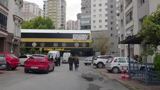 Balkon temizlerken 13. kattan düşen kadın hayatını kaybetti